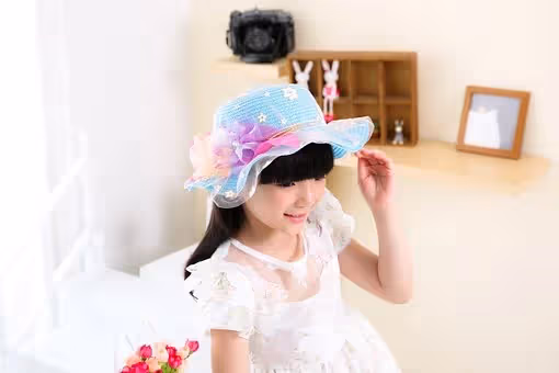 丈夫外遇我怒提離婚，我獨自帶著女兒，不知情的「婆婆卻非要一起住」，最後我才知道...