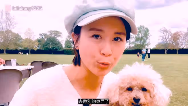41歲女星移民國外！凍齡驚艷轉行當網紅，離異帶倆娃曾網上求工作