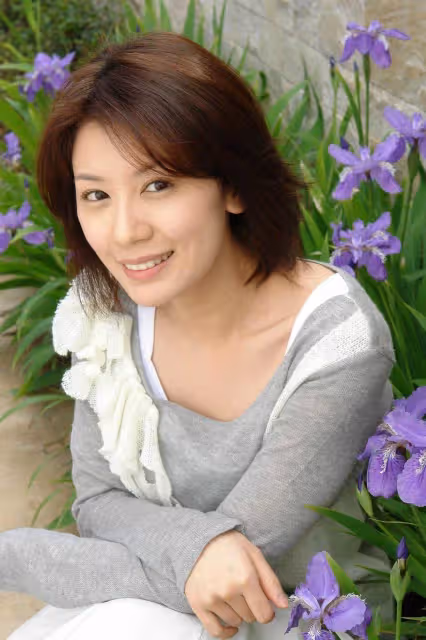 花10年時間忘記前夫，失婚後帶女兒改嫁修杰楷，直言：如果有來生，我還要嫁給他