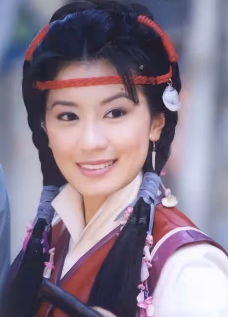花10年時間忘記前夫，失婚後帶女兒改嫁修杰楷，直言：如果有來生，我還要嫁給他