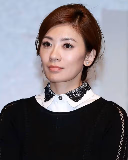 花10年時間忘記前夫，失婚後帶女兒改嫁修杰楷，直言：如果有來生，我還要嫁給他