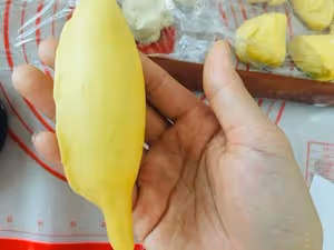一次發酵香蕉蓮蓉包，㊙️還可剝皮哦