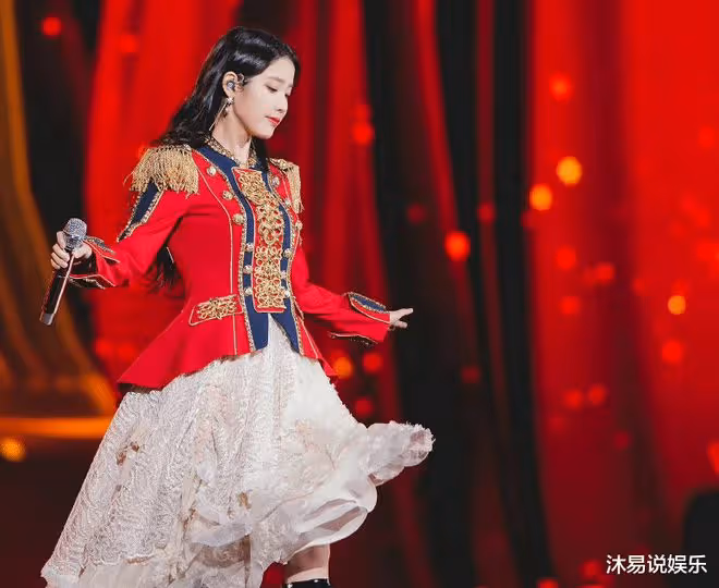 韓國GMA獲獎名單公布，IU粉絲大呼離譜，質疑金泰妍偷獎最佳女solo