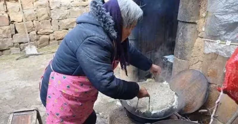 婆婆天天出去打麻將，每次都贏很多錢，起疑跟蹤後，我泣不成聲