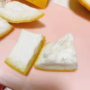 娃娃吵著要吃的柚子皮糖