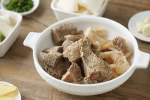 蘿蔔蹄筋牛腩煲