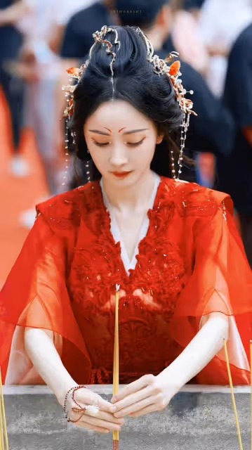楊冪許凱吻出火　《愛的二八定律》撤完再剪...劇迷怒吼！