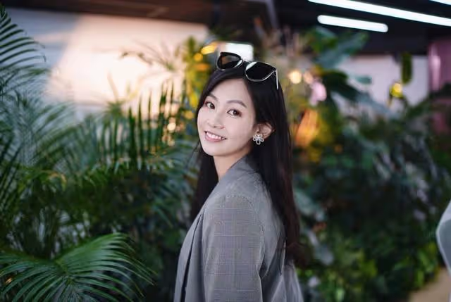 未拍過拖！TVB力捧小花曝曾被同劇男星瘋狂追求，惋惜當時沒答應