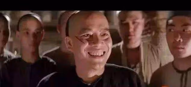 名氣不輸李連杰！ 他曾是武術冠軍「因演惡人走紅」　卻拍戲睡覺時病發去世「年僅37歲」令人惋惜