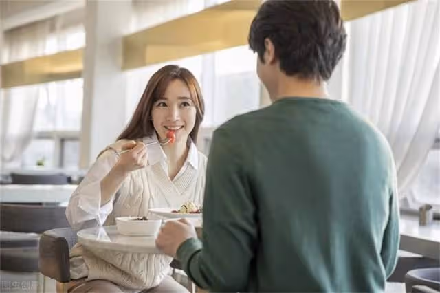 「要麼你父母來帶孫，要麼每月補貼我三千」老公：好日子過夠了吧