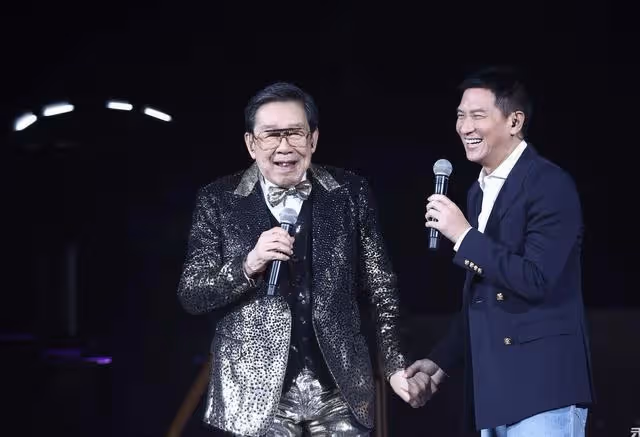90歲TVB老戲骨紅館開唱！勁歌熱舞引圍觀，義子張家輝現身支持