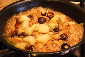 黃燜雞米飯