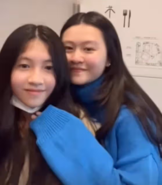 吳君如16歲愛女出演舞台劇！邱淑貞3個女兒現身支持，全員高顏值