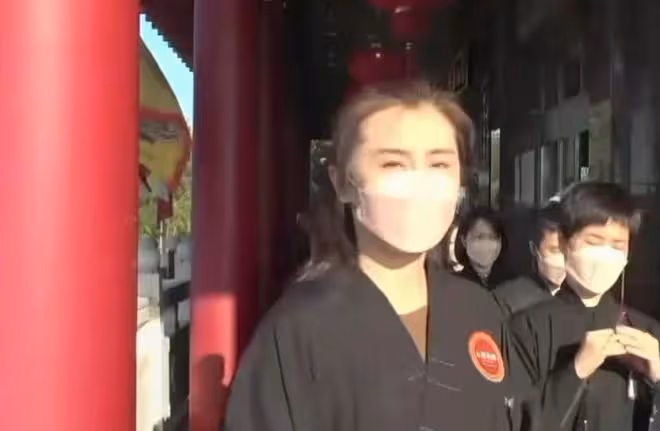 王祖賢溫哥華修行,白髮明顯氣質仍出眾,皮膚白裡透紅如仙女下凡