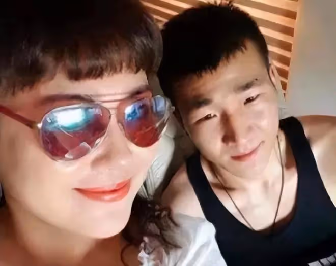 李菁菁90後前夫發文開撕!指責女方不是人快活不下去,現租小房住
