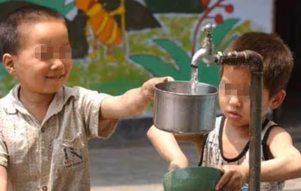 「我寧可要2個兒，也不要1個女兒」，90後媽媽說出心裡話，並不是「重男輕女」原因很真實