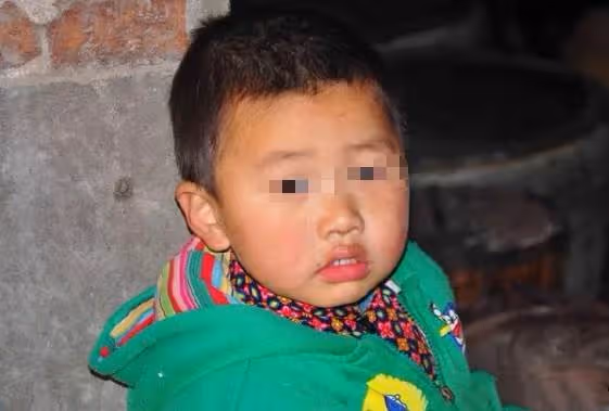 「我寧可要2個兒，也不要1個女兒」，90後媽媽說出心裡話，並不是「重男輕女」原因很真實