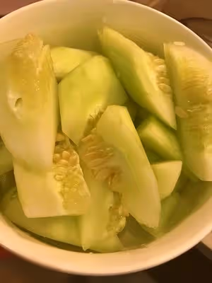 超級好吃的臘肉黃鱔燉老黃瓜