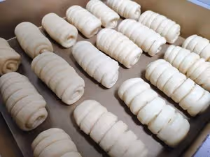 玉米油版毛毛蟲小麵包