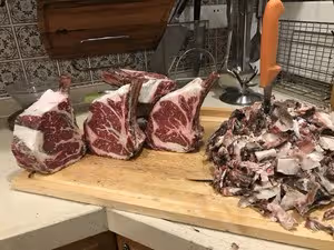 乾式熟成牛排 Dry-aged Steak