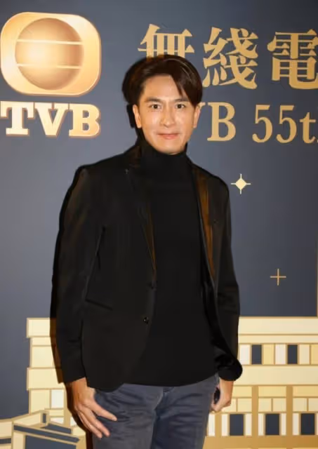 急澄清！TVB視帝否認明年迎娶小花女友，網友：不要浪費別人青春