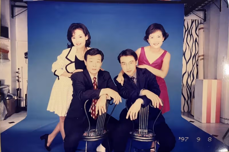 愛情長跑21年拒婚！苦情天后投資慘賠6千萬「樂觀喊就當買教訓」　曝「25年前後對比照」網全看傻眼