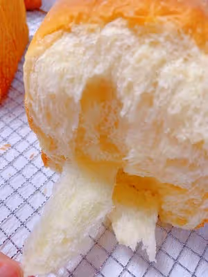 蜂蜜蛋黃軟吐司🍞又香又軟，爆發力超強