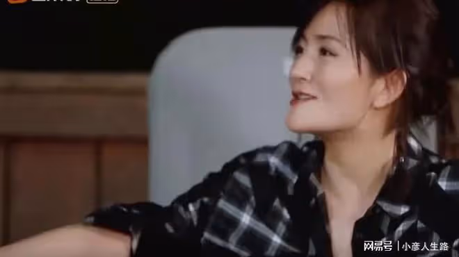 謝娜被潛規則，告知全組人，拿火燒對方褲襠！十幾天後對方離組