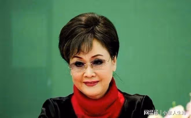 83歲金鐵霖因病去世！曾娶學生李谷一為妻，兩人因不能生子而離婚