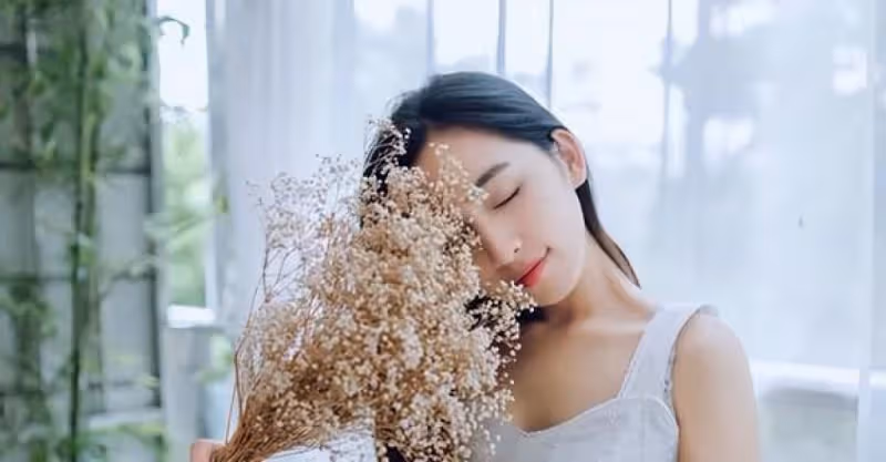 得知婆婆患癌，妻子搶先一步取出積蓄給弟弟買車，溫順丈夫不忍了