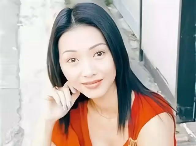 TVB前知名女星宣布退出香港演藝圈！定居內地，兩年無工作零收入