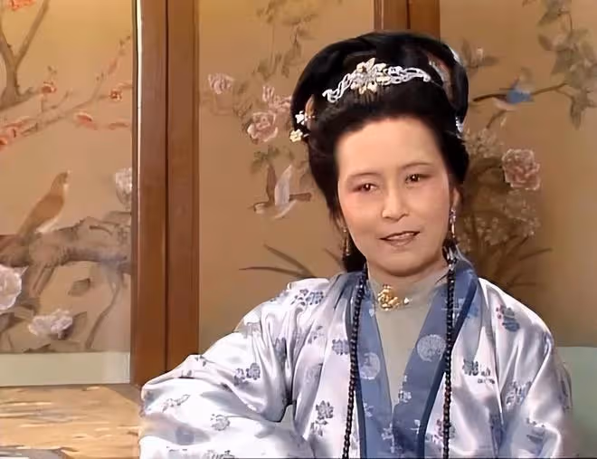 紅樓夢「王夫人」慶91歲！身子仍硬朗，演員女兒嫁去日本不在身邊