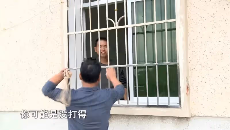 一日夫妻百日恩，失婚後妻子患重病，丈夫義無反顧帶錢求復婚，直言孩子不能沒有媽媽