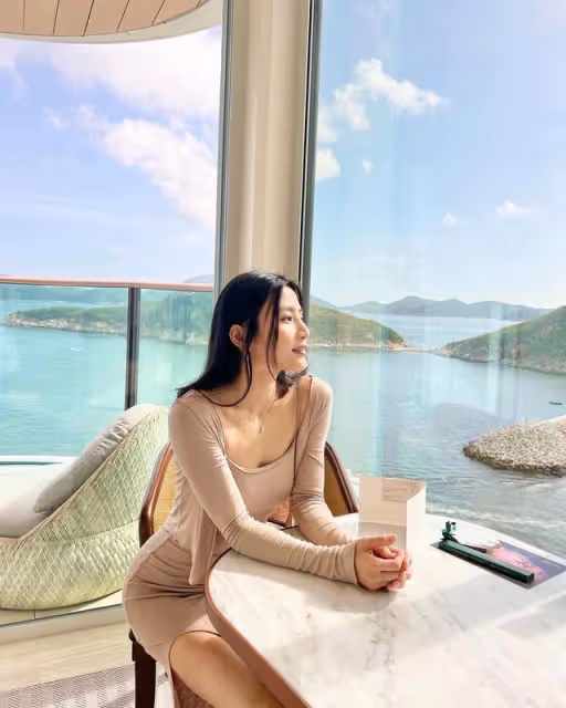前TVB知名女星被網紅曝料婚後參加富豪飯局,本人回應:看得起我