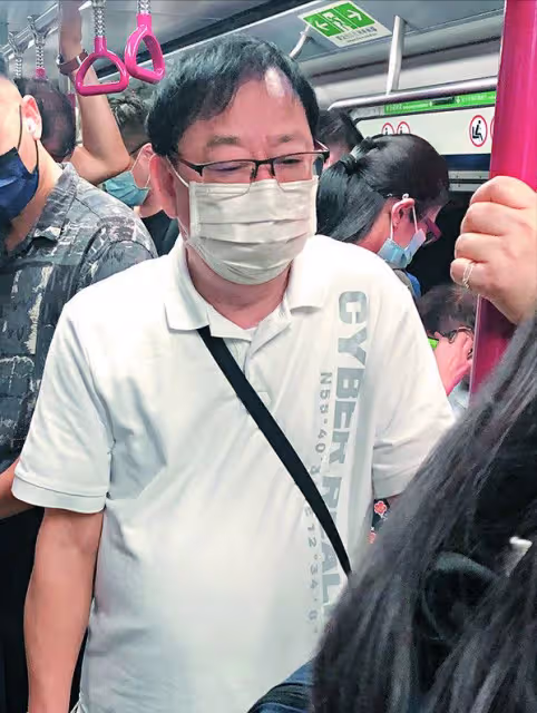 不想再回TVB!資深港星因心臟手術被迫停工,康復後卻復工無期
