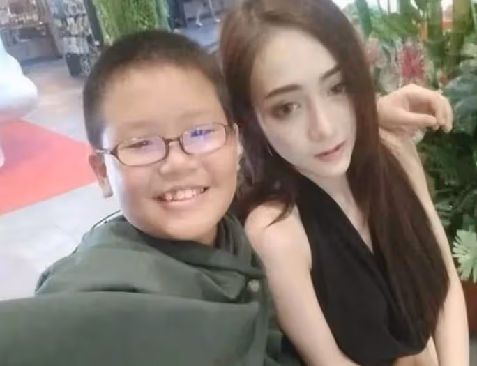 每月36萬零用錢！國小生豪言「包養女直播主」霸氣開2倍薪水　超勁爆「對話記錄曝光」網友全看傻
