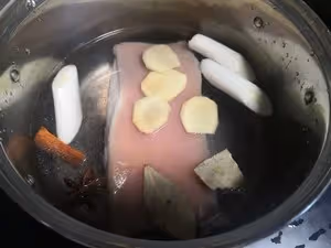 不用油炸更健康的梅菜扣肉