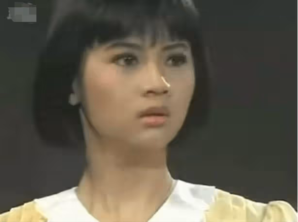 她曾紅極一時!卻因病「發福容貌大變」無法生育 老公霸氣護她「27年不離不棄」:沒人能取代❤
