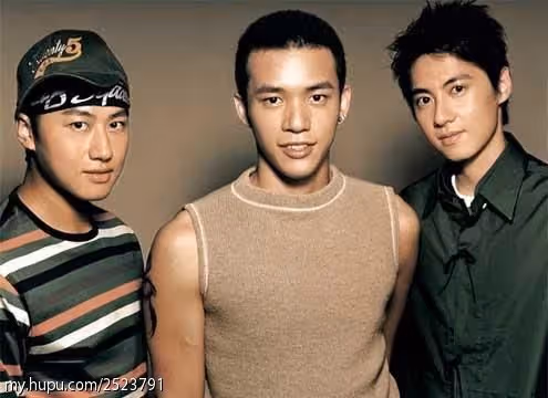 為社會貢獻！44歲金鐘男星變身「醫學中心董事長」　淡出演藝圈17年「超狂家世被起底」根本人生勝利組