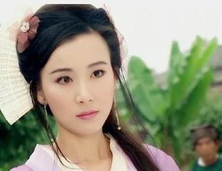「台灣第一美女」蕭薔罕露面!53歲「身姿曼妙」馬甲線十分明顯,沒有老公孩子:懷孕了會順其自然