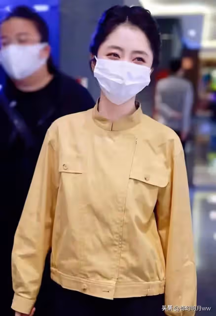 路人鏡頭下的譚松韻也太美了！真不敢相信她有32歲