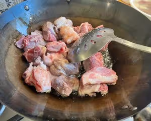 新疆羊肉抓飯（不糊底電飯煲版）