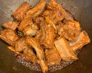 排骨土豆燉粉條