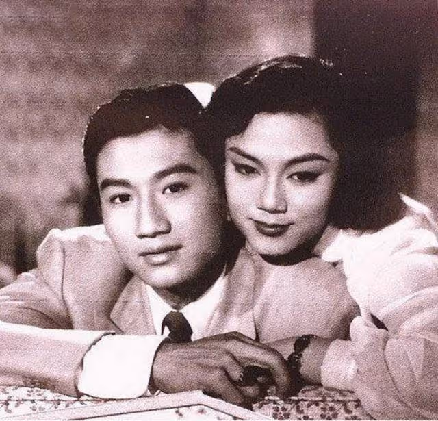 被封一代女神！資深女星驚傳「睡夢中離世」享壽87歲　乾女兒證實「她曾是謝賢初戀」分手切心遠嫁泰國
