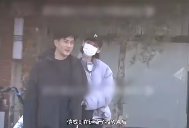 劉丹贊新兒媳李曉峰!不敢向8歲孫女坦白,劉愷威疑似想再婚生子