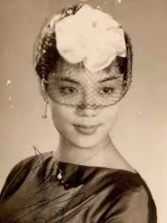 悲痛,香港女演員嘉玲去世,疑似因為肺部疾病,睡夢中離開太遺憾:一路走好