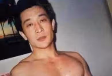 二十多年前,向華強在北京夜場被地頭蛇給了一耳光,如今咋樣了?