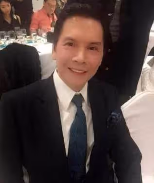 二十多年前,向華強在北京夜場被地頭蛇給了一耳光,如今咋樣了?