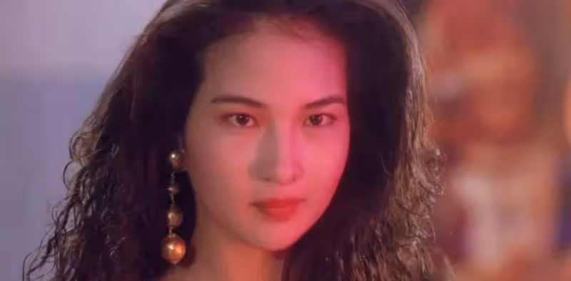 1989年落選港姐,出演三部周星馳電影,拍了十年三級片未走紅,如今53歲已從娛樂圈銷聲匿跡