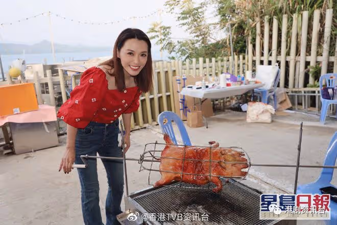 陳煒甜蜜攬住老公跟粉絲慶生兼賀新婚！提名視後率先獲「獎」